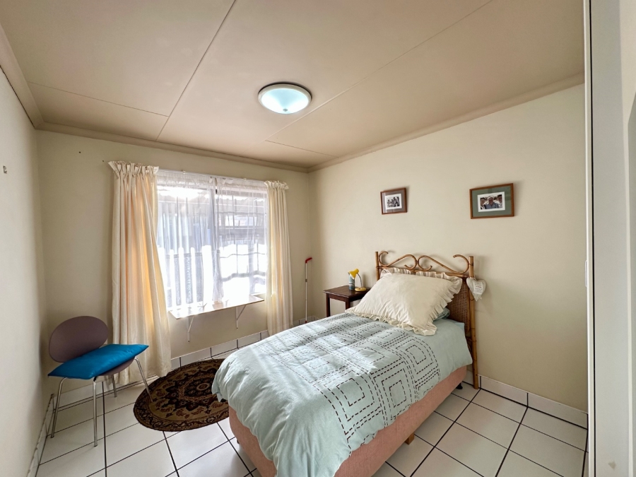 2 Bedroom Property for Sale in Fonteine Park Western Cape